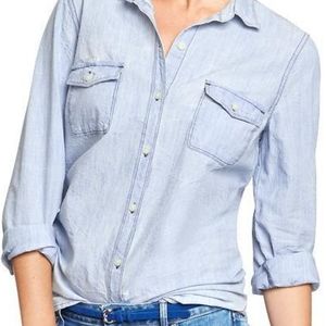 Old Navy Light Wash Chambray Shirt, Size M